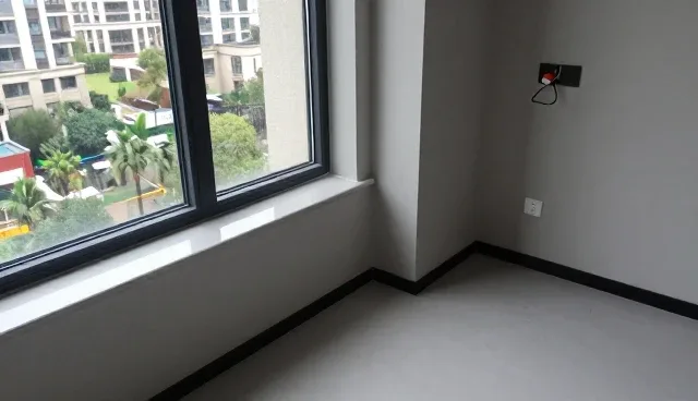 防水密封胶在包装配送中的正确使用与维护建议